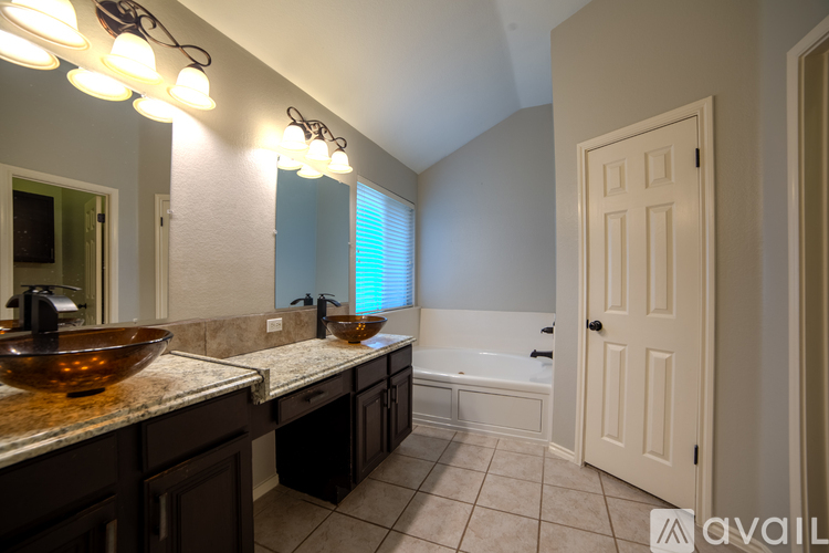 2704 Butler National Drive 3 Beds Single Family Home for Rent - Photo gallery 1