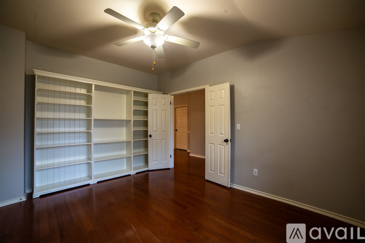 2704 Butler National Drive 3 Beds Single Family Home for Rent - Photo gallery 4