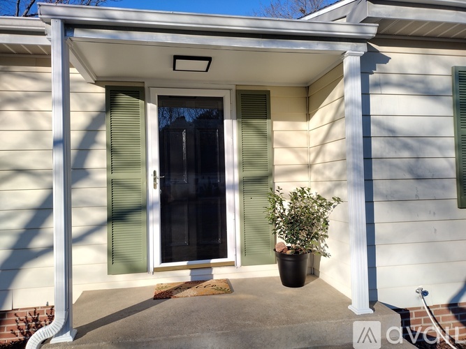 113 Holly Terrace 3 Beds Single Family Home for Rent - Photo gallery 2