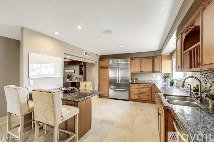 3764 East Pama Lane 4 Beds Single Family Home for Rent - Photo gallery 5