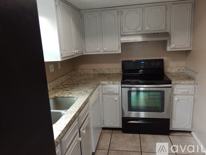 10512 Ashwood Dr 2 Beds Townhouse for Rent - Photo gallery 4