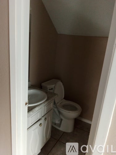 10512 Ashwood Dr 2 Beds Townhouse for Rent - Photo gallery 5