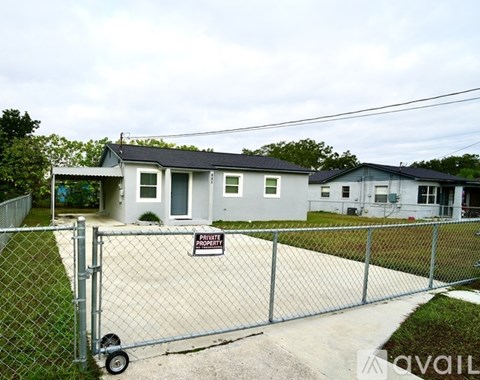 885 Ruby Ave 3 Beds Apartment for Rent