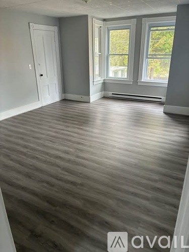 31 Dexter Street 3 Beds Apartment for Rent
