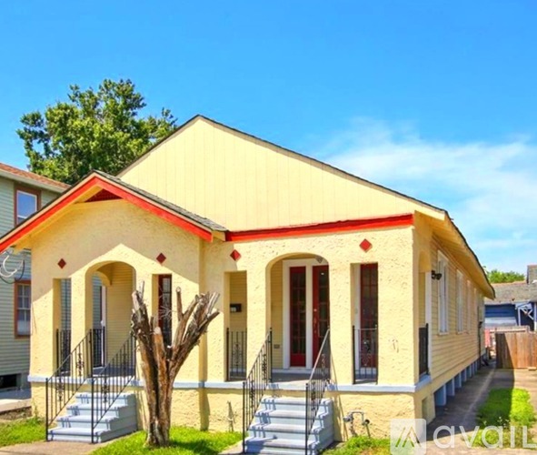 Elba St 3 Beds Apartment for Rent - Photo gallery 1