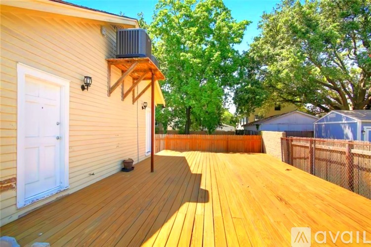 Elba St 3 Beds Apartment for Rent - Photo gallery 5