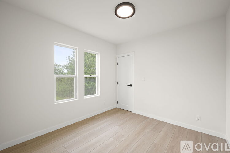 730 N 98th St 3 Beds Single Family Home for Rent - Photo gallery 5