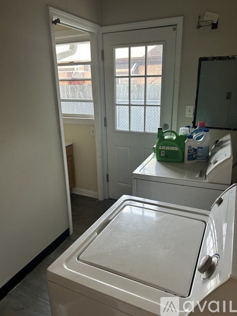 251 East Plymouth Street 3 Beds Apartment for Rent