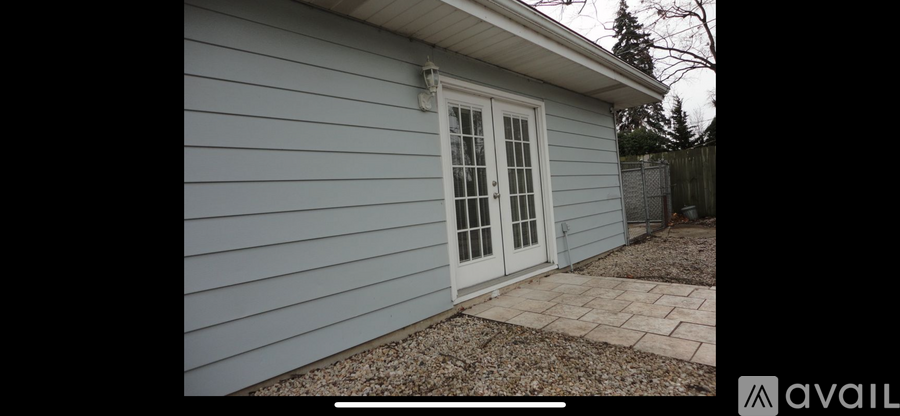 251 East Plymouth Street 3 Beds Single Family Home for Rent - Photo gallery 3