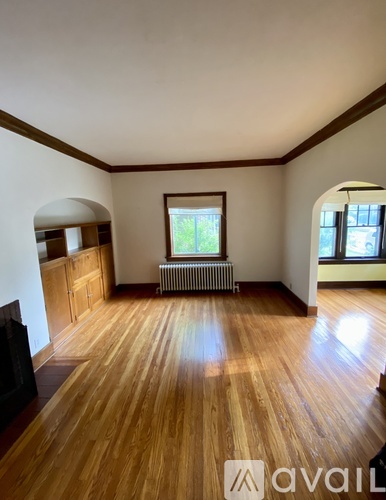 837 Forest Avenue 4 Beds Single Family Home for Rent - Photo gallery 2