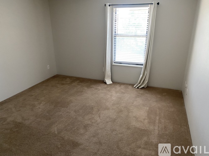 430 Zang St 1 Condo for Rent - Photo gallery 2