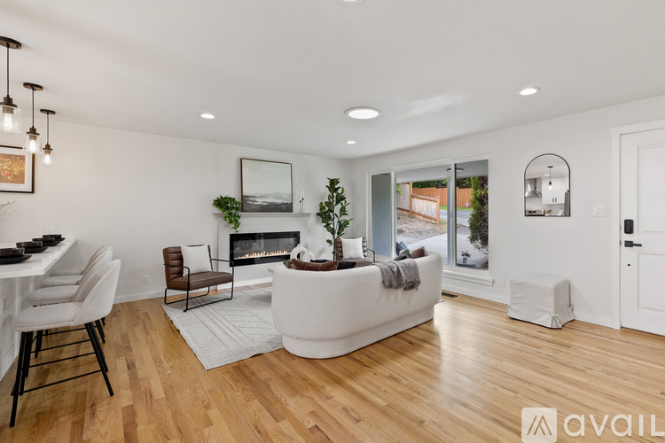 2701 NE 110th St 3 Beds Single Family Home for Rent - Photo gallery 5