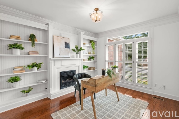 401 Beauchamp Circle 5 Beds Single Family Home for Rent - Photo gallery 4