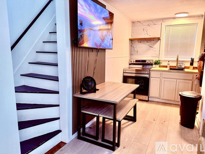 163 Broadway 2 Beds Apartment for Rent - Photo gallery 1