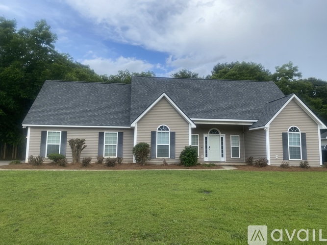233 Grove Lane 4 Beds Single Family Home for Rent - Photo gallery 1