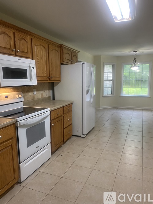 233 Grove Lane 4 Beds Single Family Home for Rent - Photo gallery 3
