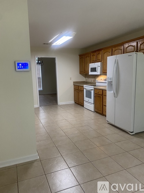 233 Grove Lane 4 Beds Single Family Home for Rent - Photo gallery 4