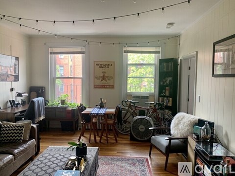 213 Newbury St 1 Apartment for Rent