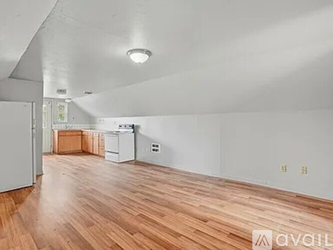 913 E Illinois Ave 1 Single Family Home for Rent - Photo gallery 5