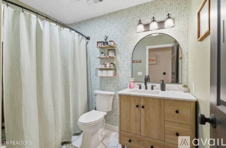 223 River Valley Circle 4 Beds Single Family Home for Rent - Photo gallery 2