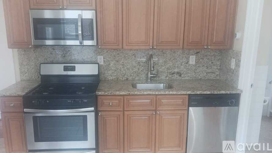83 W 47th St 2 Beds Apartment for Rent - Photo gallery 5