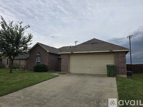601 Countryside Dr 3 Beds Apartment for Rent