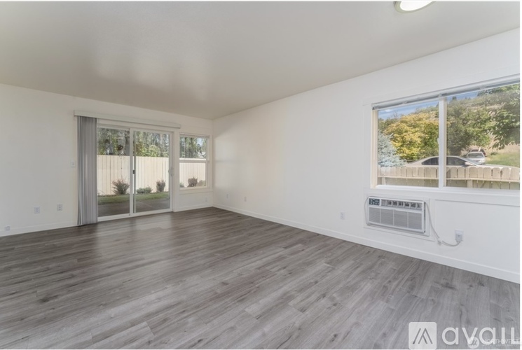 303 W Highland Ave 2 Beds Apartment for Rent - Photo gallery 2