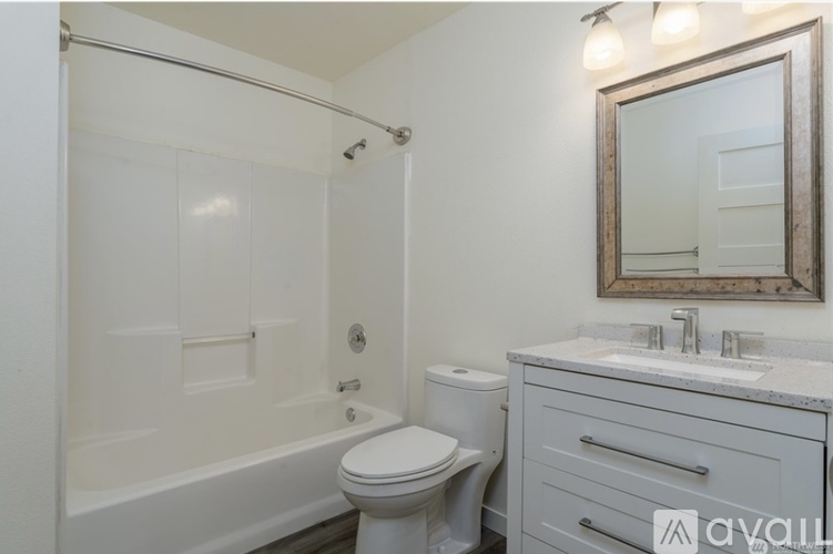 303 W Highland Ave 2 Beds Apartment for Rent - Photo gallery 5