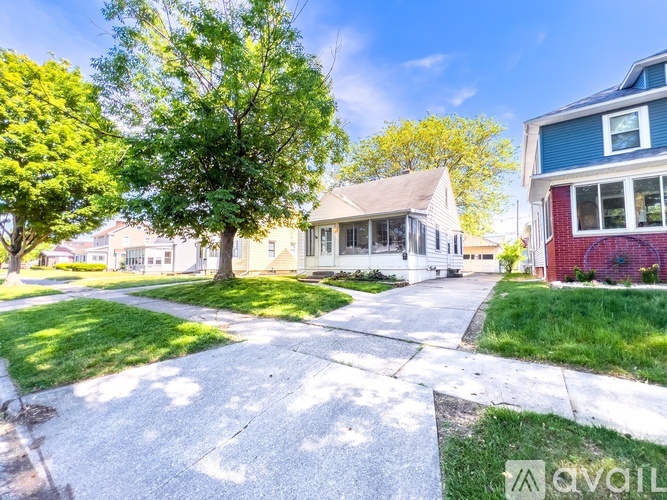 2650 118th St 3 Beds Single Family Home for Rent - Photo gallery 1