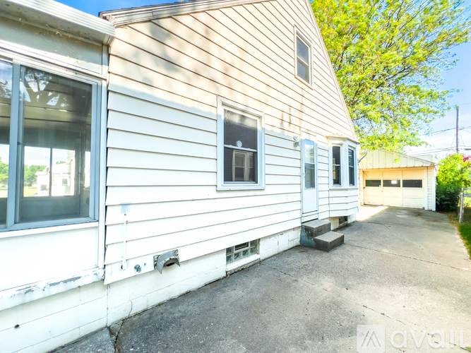 2650 118th St 3 Beds Single Family Home for Rent - Photo gallery 2