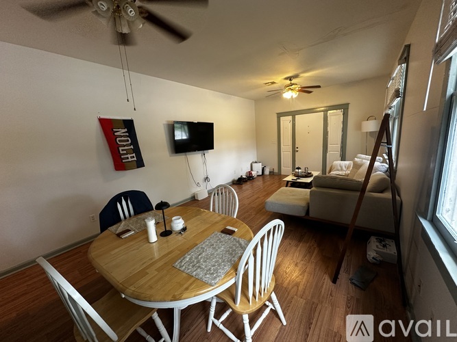 4535 S Derbigny St 2 Beds Single Family Home for Rent - Photo gallery 4