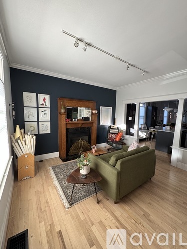 923 Galapago Street 2 Beds Single Family Home for Rent - Photo gallery 2