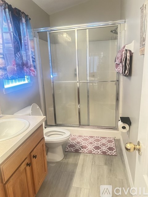 1126 Sandy Ridge Drive 5 Beds Apartment for Rent