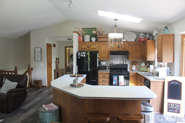 19006 Euclid Path 4 Beds Single Family Home for Rent - Photo gallery 3