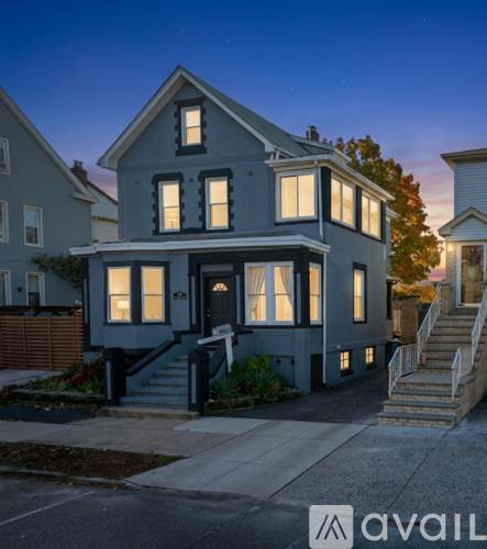 12 Juliette St