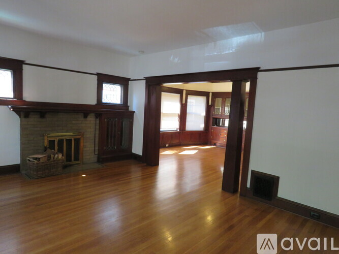 1917 Northeast 13th Avenue 2 Beds Apartment for Rent - Photo gallery 4