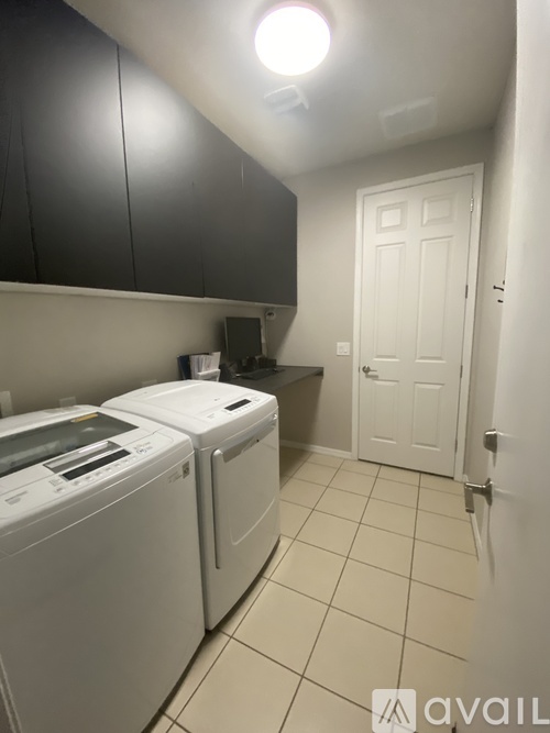 2536 West Royer Road 4 Beds Single Family Home for Rent - Photo gallery 4