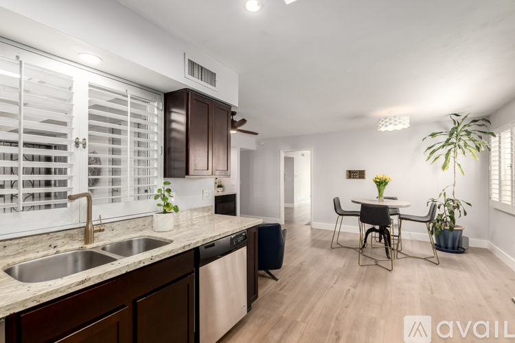8721 East Via De Viva 4 Beds Townhouse for Rent - Photo gallery 5