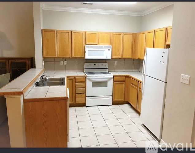 1307 Private Road 3097 3 Beds Condo for Rent - Photo gallery 4