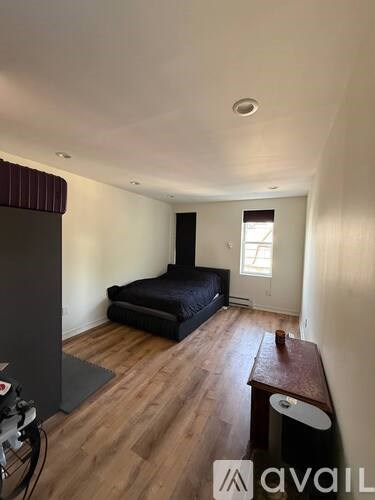 47 47Th Street 2 Beds Apartment for Rent