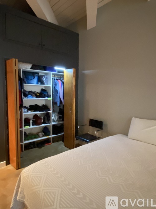 1420 Northwest Lovejoy Street Studio Condo for Rent - Photo gallery 5