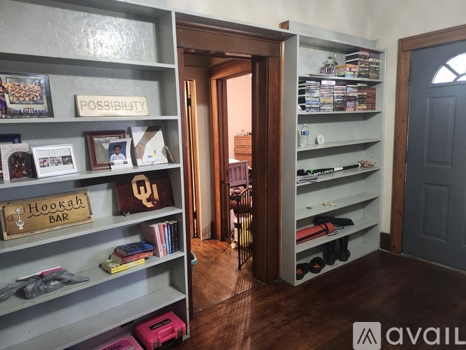 118 West 4th Street 2 Beds Single Family Home for Rent - Photo gallery 3