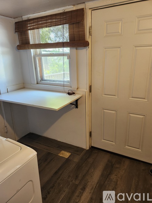 118 West 4th Street 2 Beds Single Family Home for Rent - Photo gallery 4