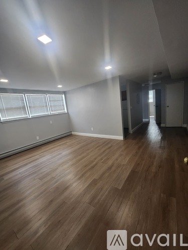 364 Williamson St 1 Apartment for Rent - Photo gallery 4