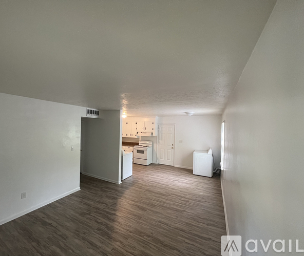 3405 Westbrook Circle 3 Beds Single Family Home for Rent - Photo gallery 2