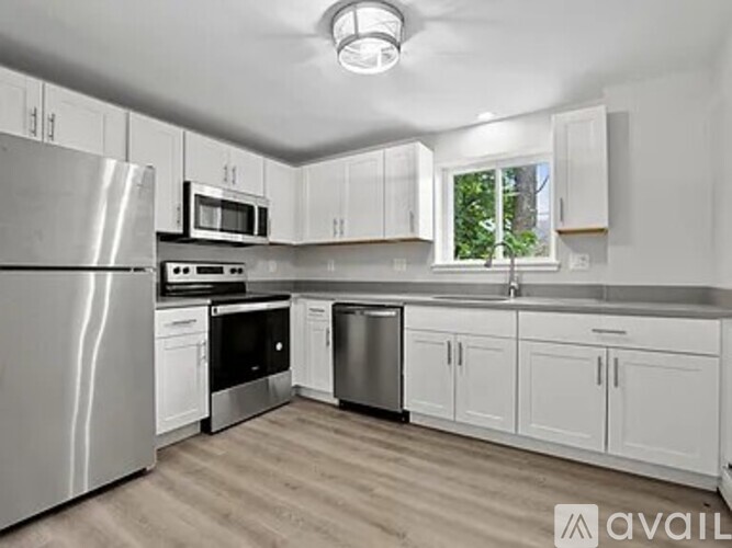 19 Walnut St 2 Beds Apartment for Rent - Photo gallery 2
