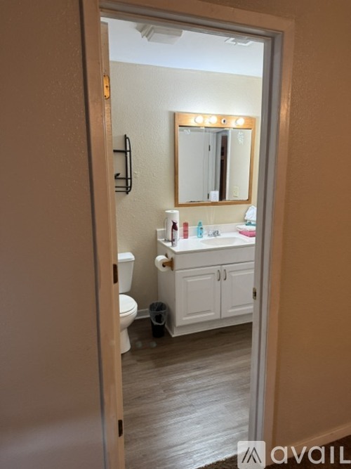 4735 Robinson Rd 2 Beds Apartment for Rent - Photo gallery 5
