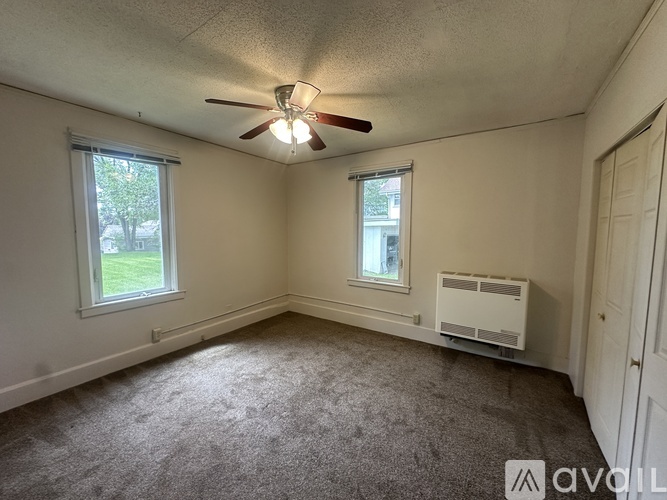 207 9th Ave N 1 Apartment for Rent - Photo gallery 5