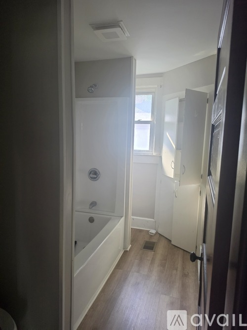 139 Chapman Street 4 Beds Single Family Home for Rent - Photo gallery 5