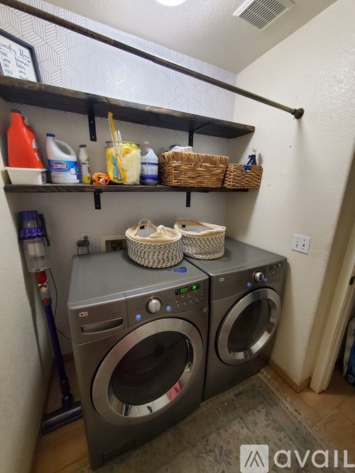 10363 West Alvarado Road 3 Beds Single Family Home for Rent - Photo gallery 5